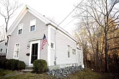 Main picture of 28 Bridge St