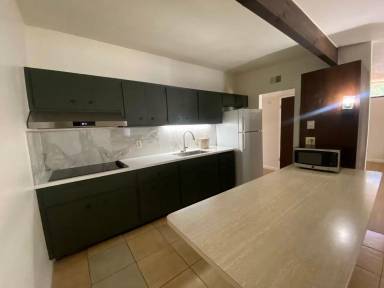 Main picture of 814 J St