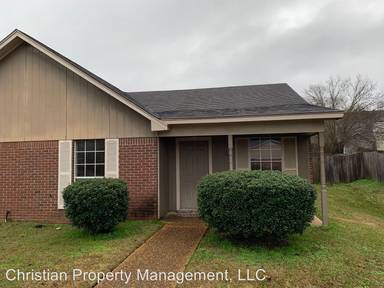 Main picture of 333 Meadowoods Dr