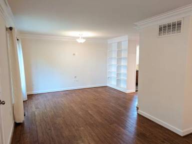 Main picture of 6590 Hemlock Point Rd