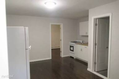 Main picture of 65 Oakville St