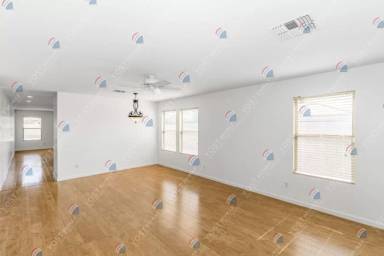 Main picture of 568 W Barrus St