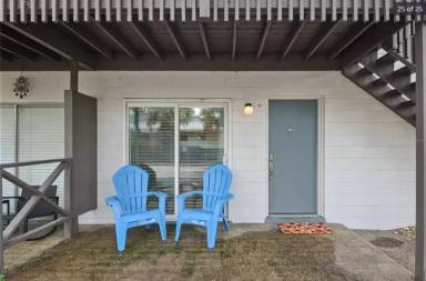 Main picture of 128 W America St