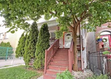 Main picture of 3234 N Richmond St