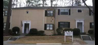 Main picture of Hampton Hills Condominiums