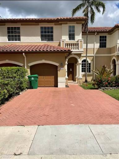 Main picture of 14115 SW 51st Ln