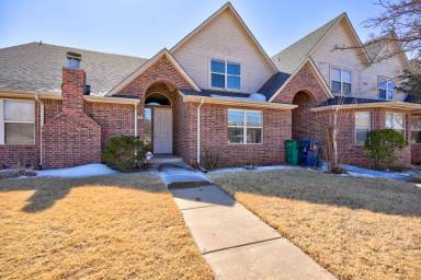 Main picture of 2626 Featherstone Rd