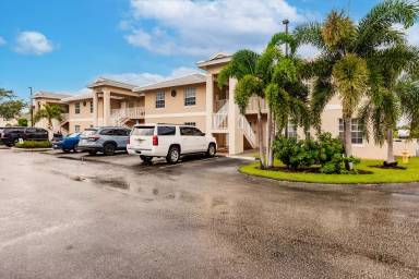 Main picture of 8416 Bernwood Cove Loop