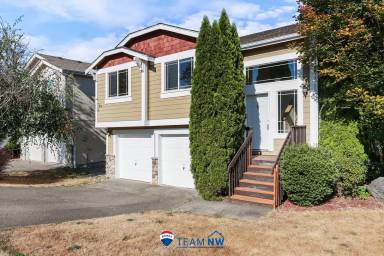 Main picture of 1109 Villanova St NE