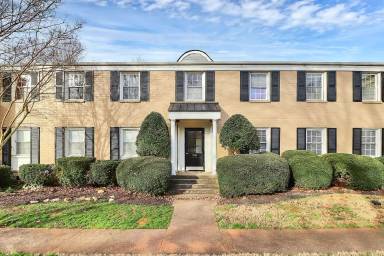 Main picture of 540 Wakefield Dr