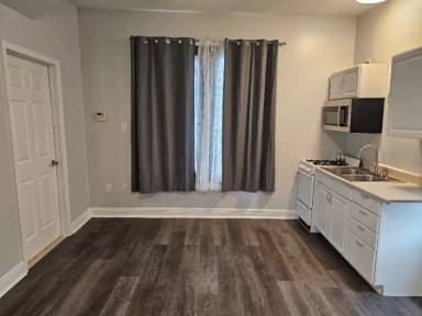Main picture of 2901 Lepage St