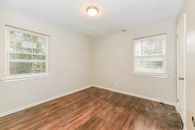 Main picture of 3460 Washburn Ave