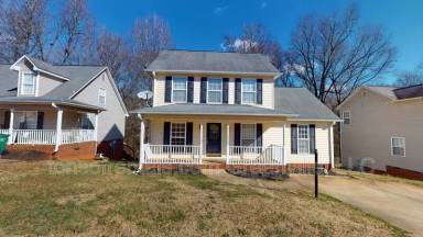 Main picture of 743 Cotton Branch Dr
