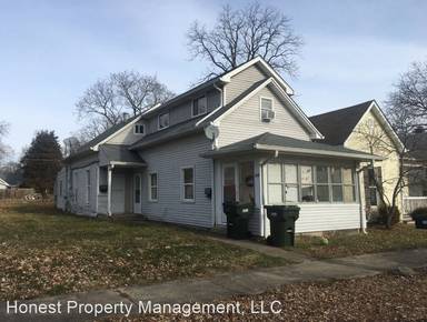 Main picture of 216 E Lincoln St