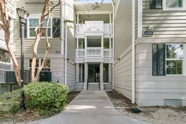 Main picture of 2215 Telfair Way