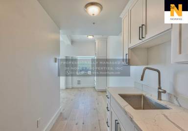 Main picture of 301 Main St