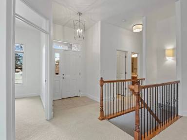 Main picture of 8232 Spinnaker Bay Dr