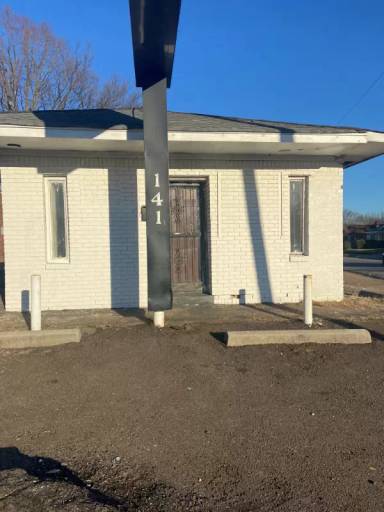 Main picture of 1416 Elvis Presley Blvd