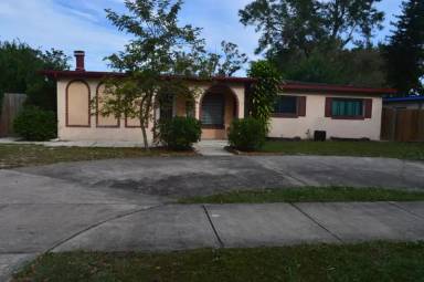 Main picture of 3557 Arbutus Ln