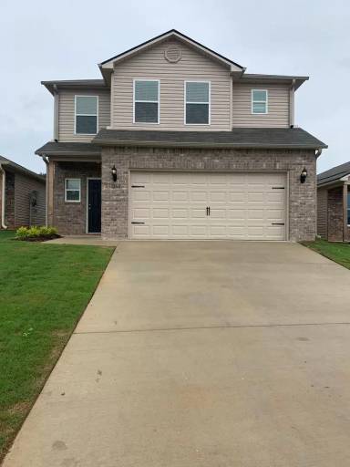Main picture of 12561 Waterbury Way