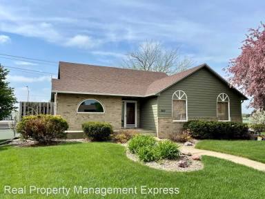 Main picture of 3601 E Raven Oaks Cir