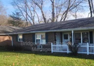 Main picture of 40 Candlewood Ct