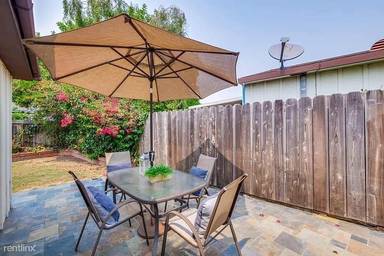 Main picture of 6790 Flanders Dr