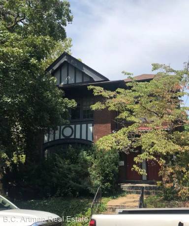 Main picture of 5601 Darlington Rd