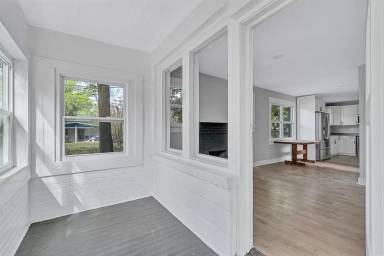 Main picture of 1863 W 29th St