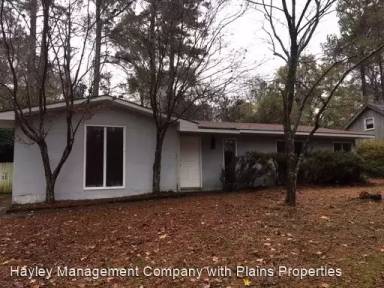 Main picture of 301 Tullahoma Dr