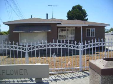 Main picture of 15629 Clark Ave