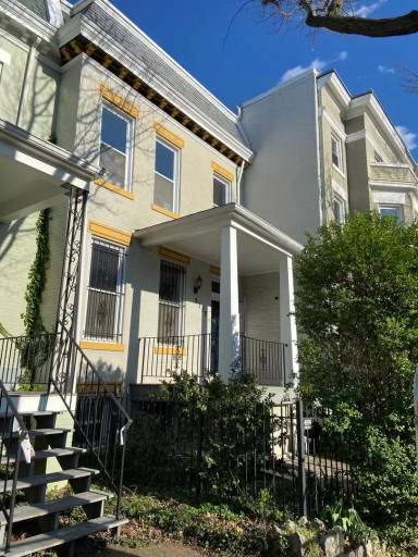Main picture of 2717 11th St NW