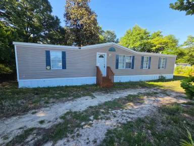 Main picture of 2611 Warhorse St