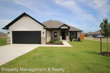 Main picture of 4101 NW 151st St