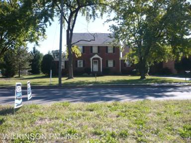 Main picture of 6033 Franconia Rd