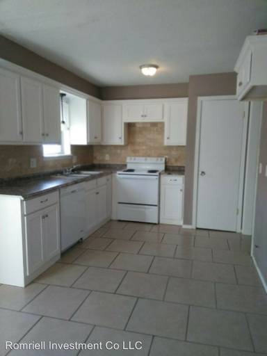 Main picture of 1040 Kings Rd