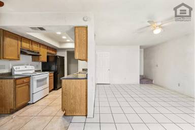Main picture of 2609 W Ocotillo Rd