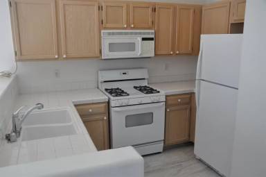 Main picture of 1626 N Jones Blvd