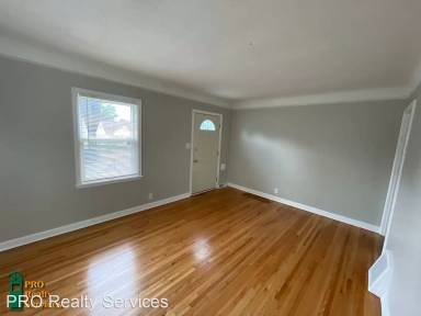Main picture of 5433 30th Ave S