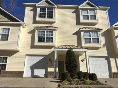 Main picture of 810 Skelton Way
