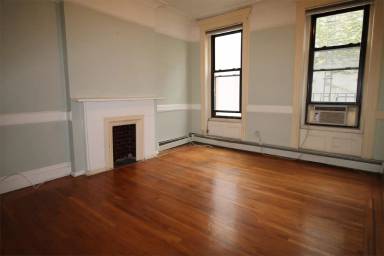 Main picture of 532-A Henry Street - 2R