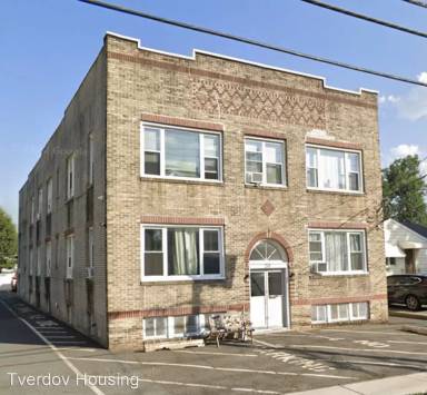 Main picture of 249 W Linden Ave