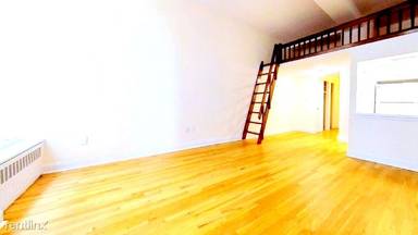 Main picture of Sutton Town House