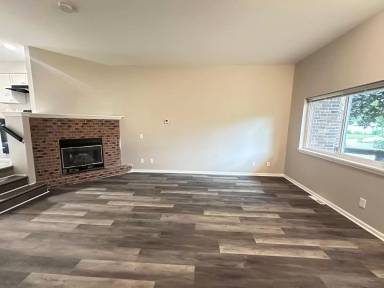 Main picture of 831 Jana Ln