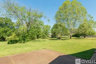 Main picture of 5209 Alyadar Dr