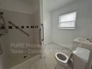 Main picture of 3204 Grayson St