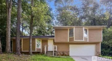 Main picture of 586 Stonehedge Dr