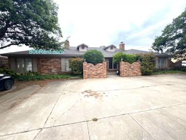 Main picture of 7923 Albany Ave