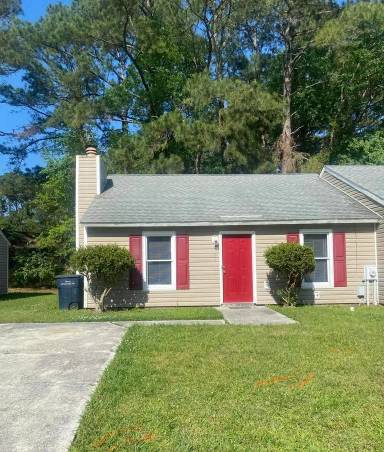 Main picture of 129 Corey Cir