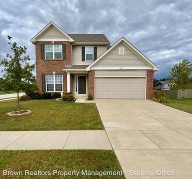 Main picture of 3407 Oak Dr